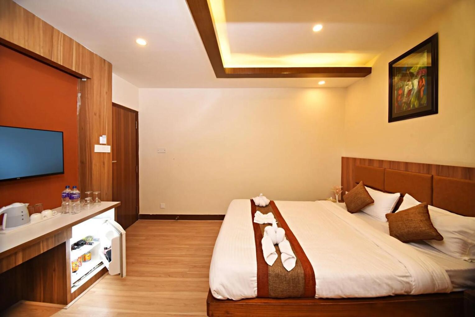 Jupiter Plaza Delhi Airport Hotell New Delhi Exteriör bild
